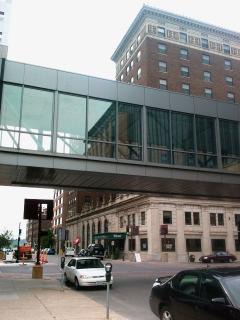 Downtown Skywalk at Hotel Fort Des Moines